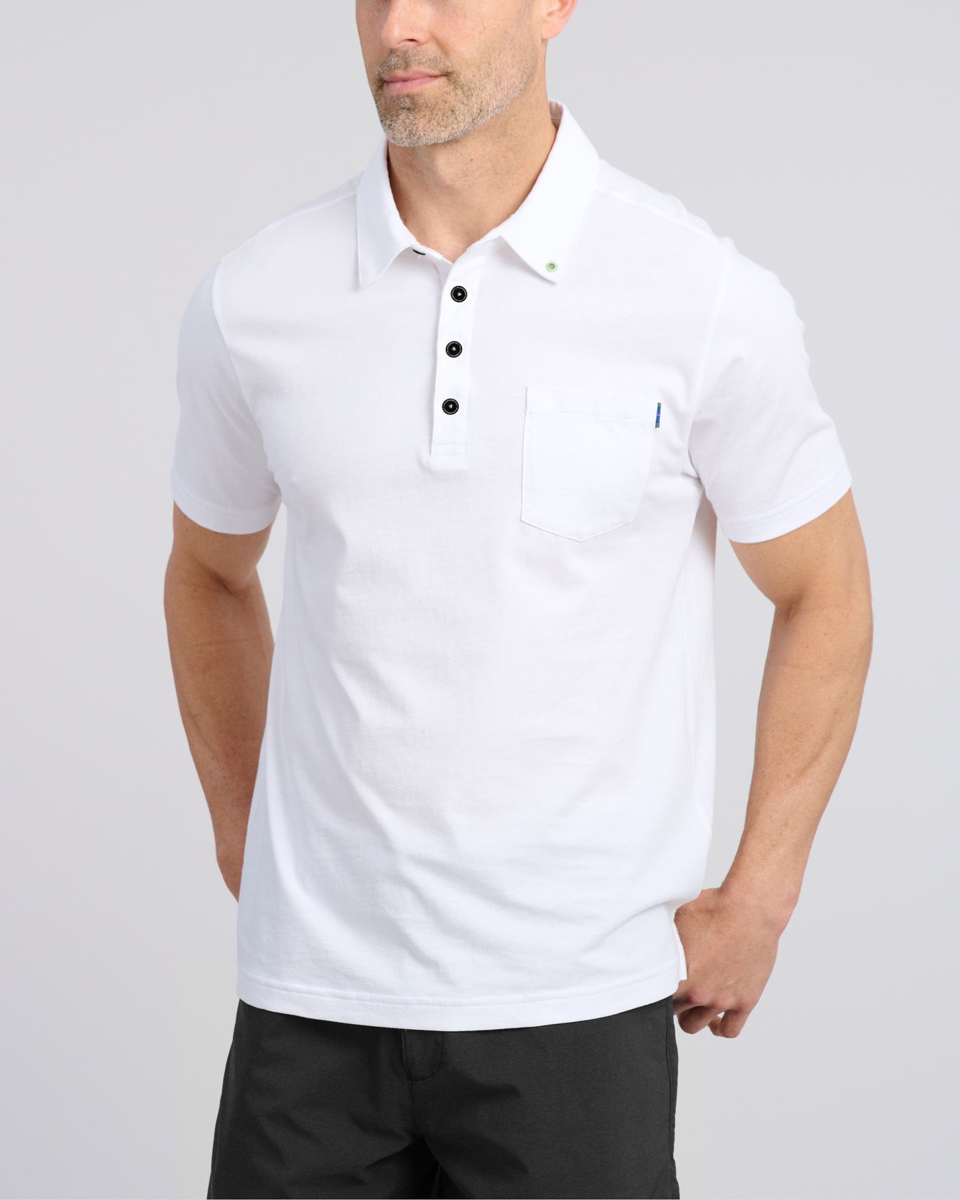 Fairway_WhiteMensPolo_Front_13